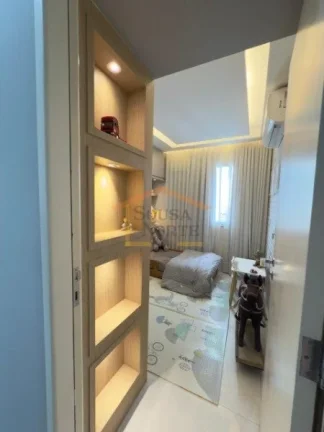 Imagem Apartamento, com 76m², 3 dormitórios, sendo 1 suíte, possui cozinha americana integrada à sala d...