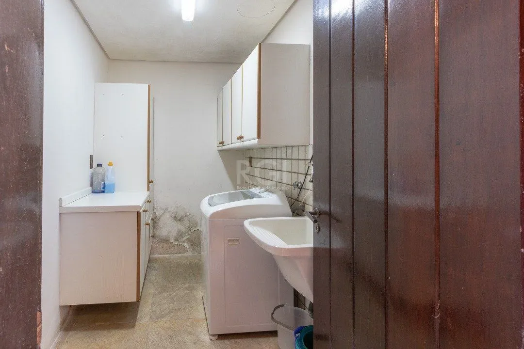 Imagem Casa Condominio para Venda - 331.2m², 4 dormitórios, sendo 4 suites, 2 vagas - Tristeza