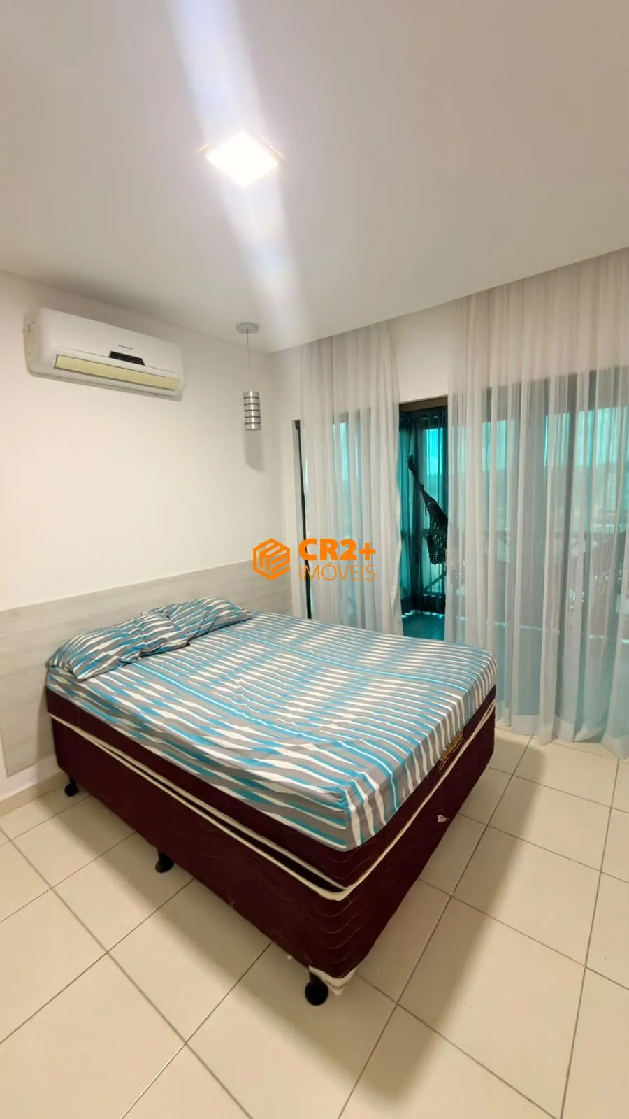 Imagem CASA À VENDA EM CONDOMÍNIO EM GRAVATÁ - 5 QUARTOS, 3 SUÍTES E ÁREA GOURMET