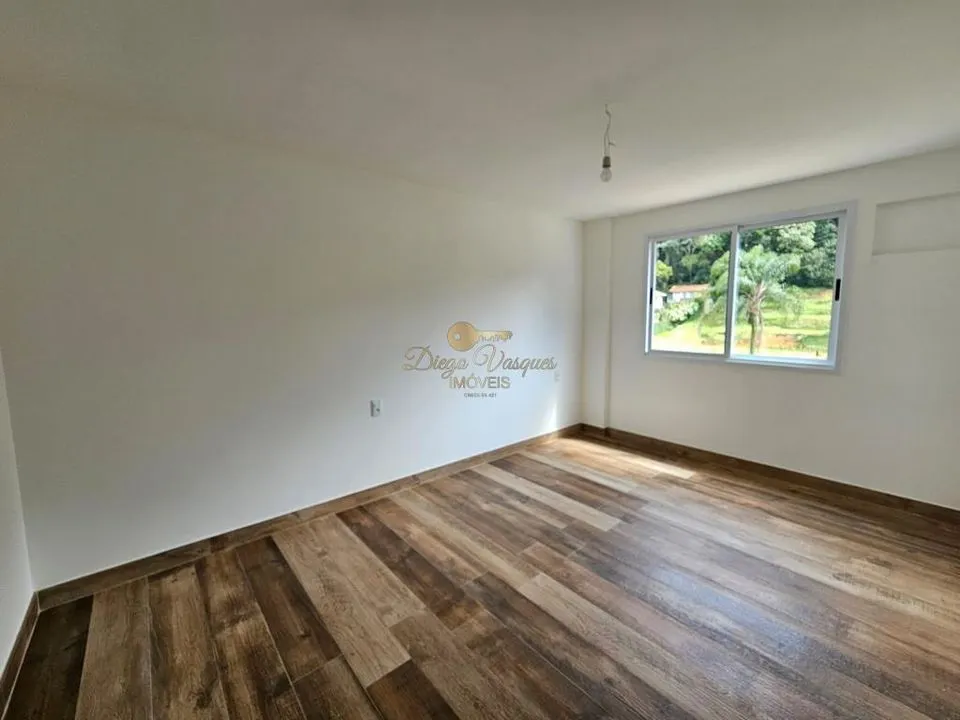 Imagem Apartamento para Venda em Teresópolis / RJ no bairro Pimenteiras