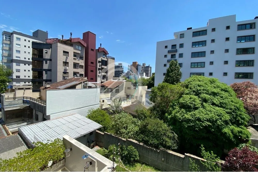 Imagem Descubra a sofisticação e o conforto desta luxuosa cobertura residencial disponível para venda em...