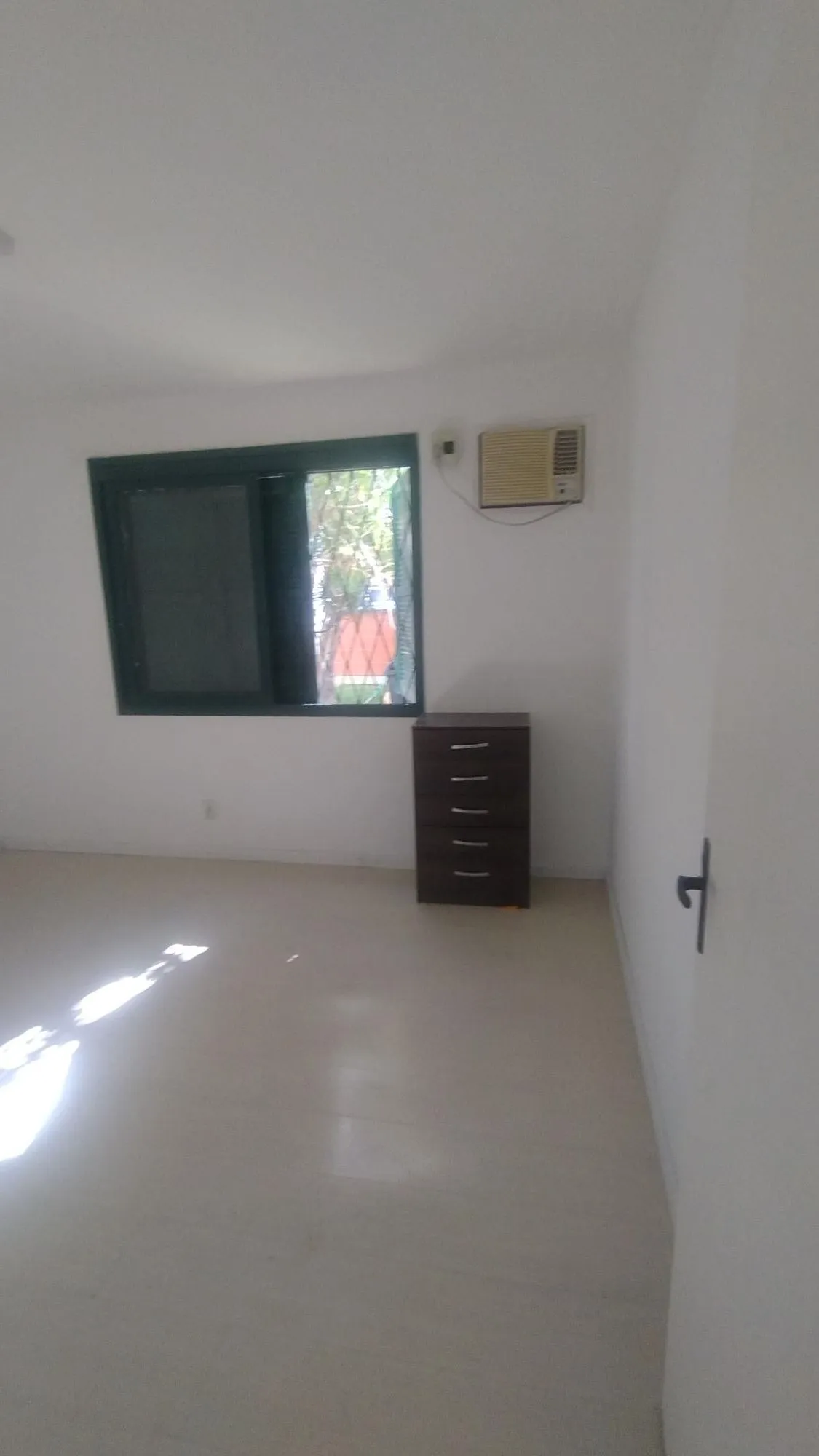 Imagem Apartamento 2 dormitórios com sacada no Partenon