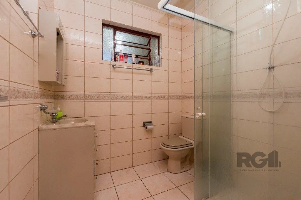 Imagem Casa de 4 quartos com 265m², no bairro Cavalhada