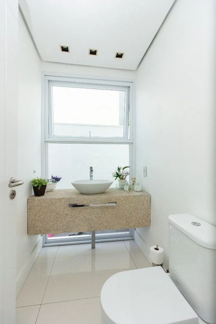 Imagem Casa para venda no condomínio Terra Ville com 3 dormitórios, sendo 3 suites e 4 vagas