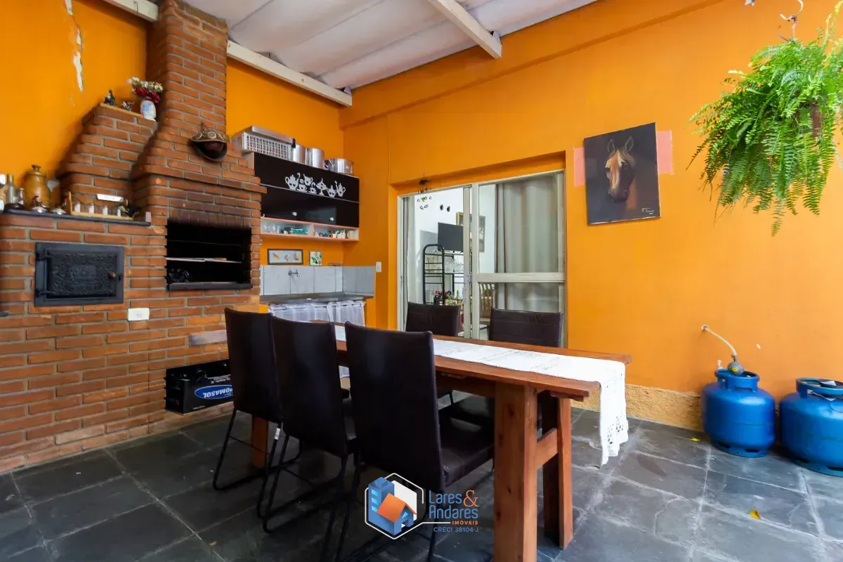 Imagem Sobrado para venda em Vila Nova Caledônia com 3 quartos, sendo 1 suíte, 168m²