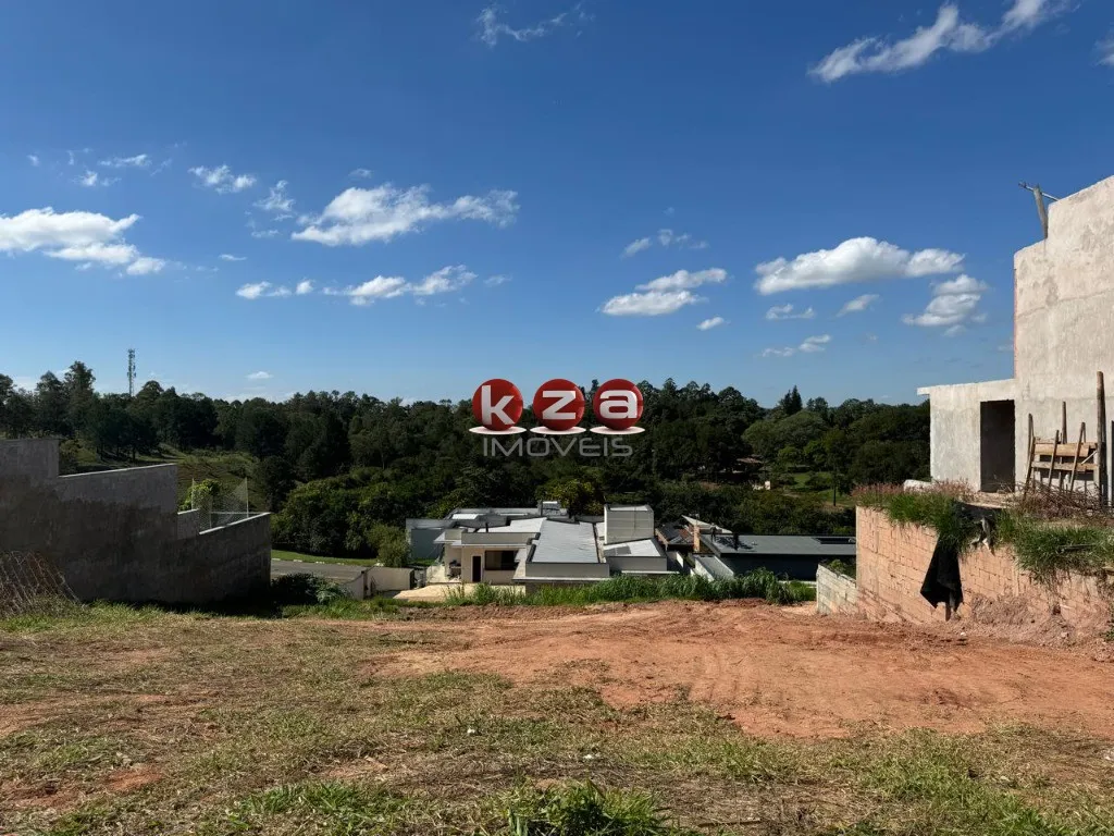 Foto do imóvel Terreno de 1.000m² em Condomínio Villa Lombarda, Valinhos-SP: a oportunidade dos seus sonhos!
