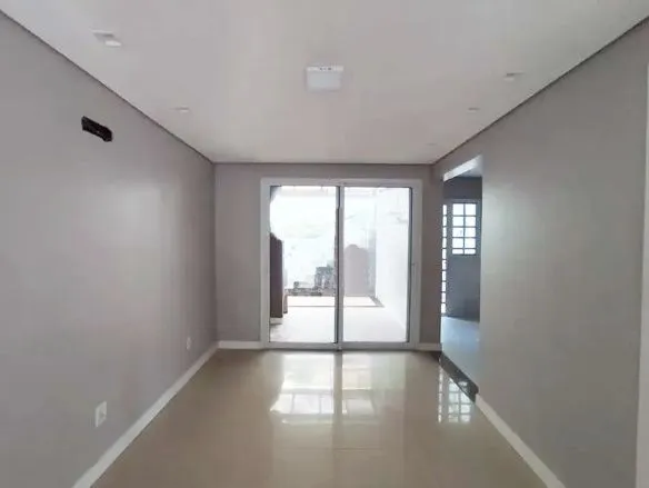Imagem Casa 3 Quartos sendo 1 Suíte