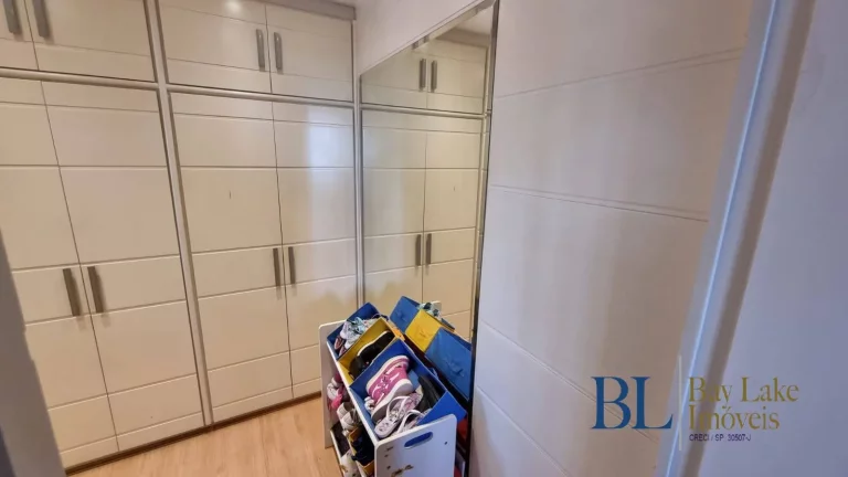 Imagem Amplo Apartamento Com 132M² - 3 Dormitórios!!Estuda Permuta Maior!!