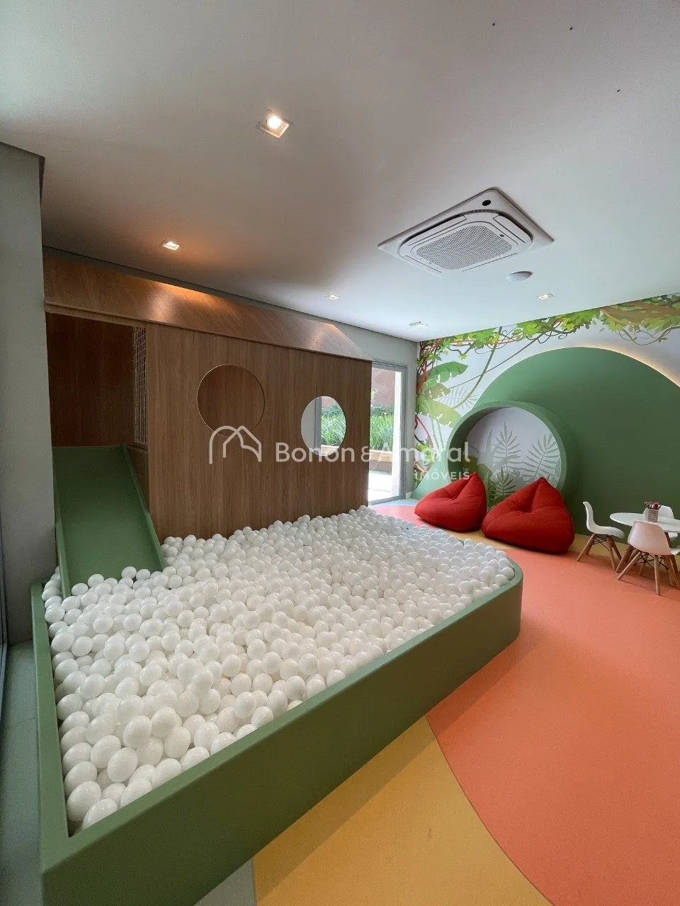 Imagem Apartamento Novo recem-entregue para venda Guanabara com sacada e lazer completo