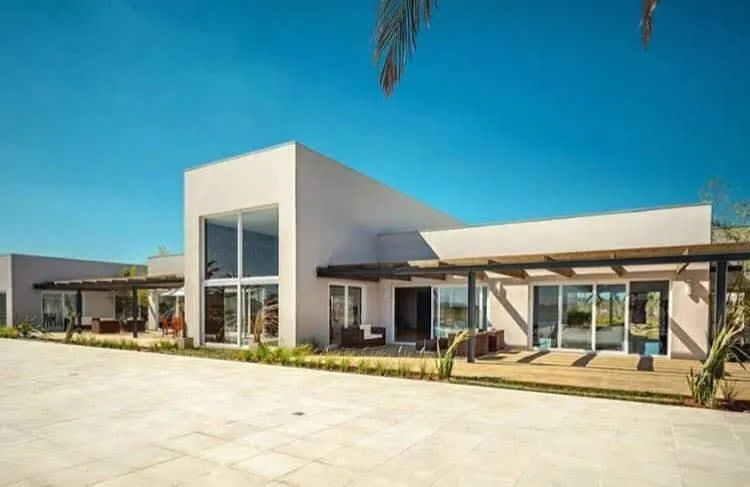 Imagem Terreno em Condomínio à venda em Torres, 373m2