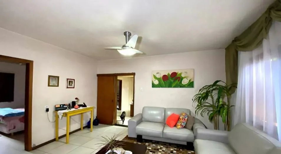 Imagem Sobrado para Venda em Novo Hamburgo / RS no bairro Canudos
