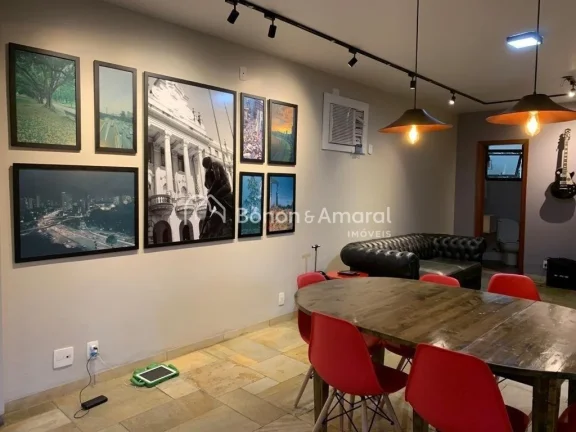 Imagem Apartamento à venda no Cambuí, com 198 m², um por andar, totalmente atualizado e decorado, locali...