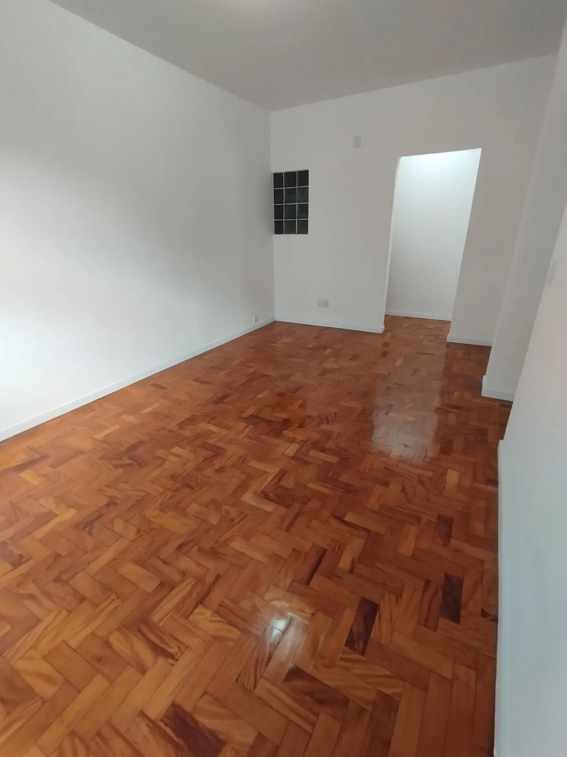 Imagem Apartamento de 2 dormitórios com dependência - 75 m² | Rua Riachuelo