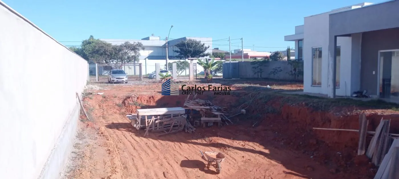 Imagem Casa para Venda em Brasília, Setor Habitacional Jardim Botânico, 2 dormitórios, 1 suíte, 2 banheiros, 1 vaga