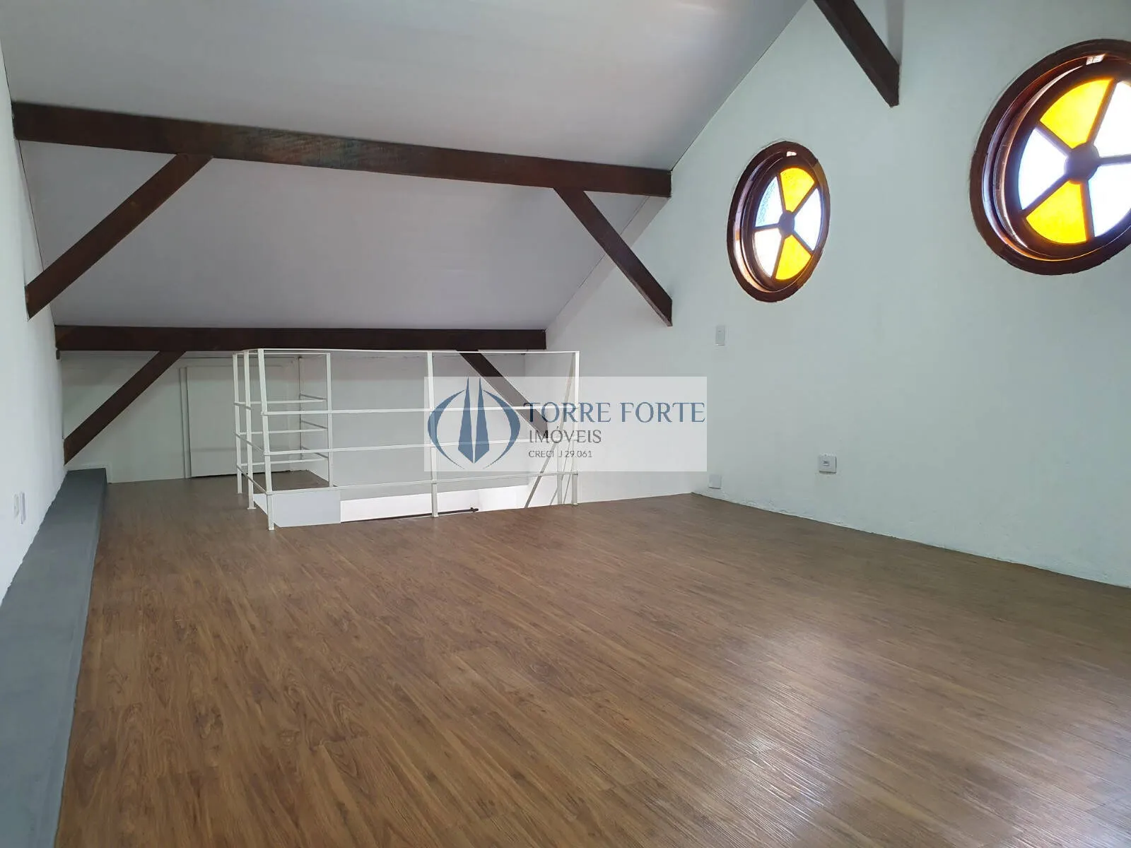 Imagem Ótimo casa em vila fechada, 3 dormitórios sendo 1 suíte com closet, Santana