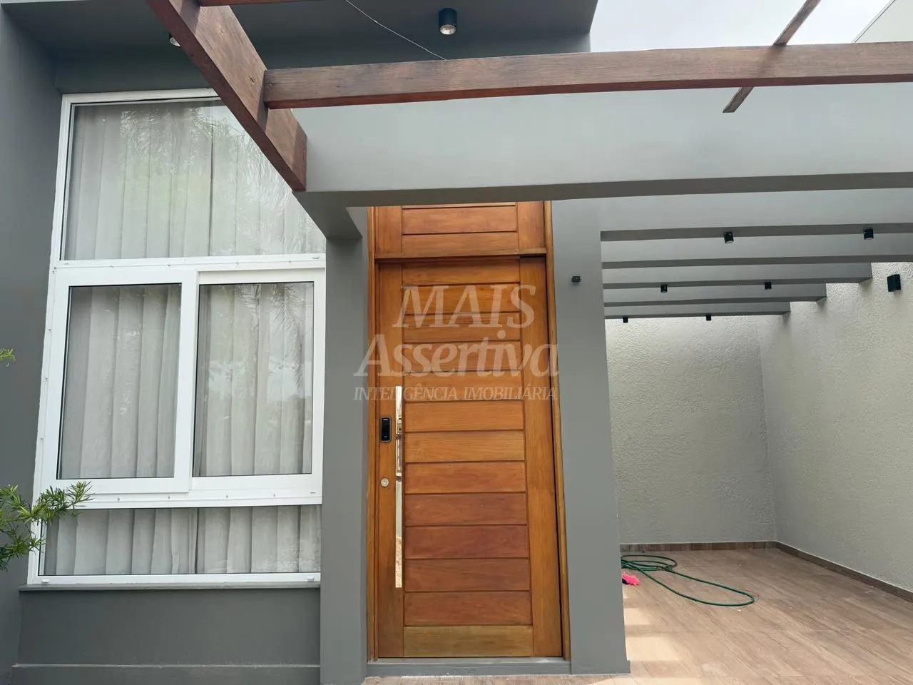 Imagem Excelente casa geminada à venda no Balneário Noiva do Mar em Xangri-Lá - Semi Mobiliada