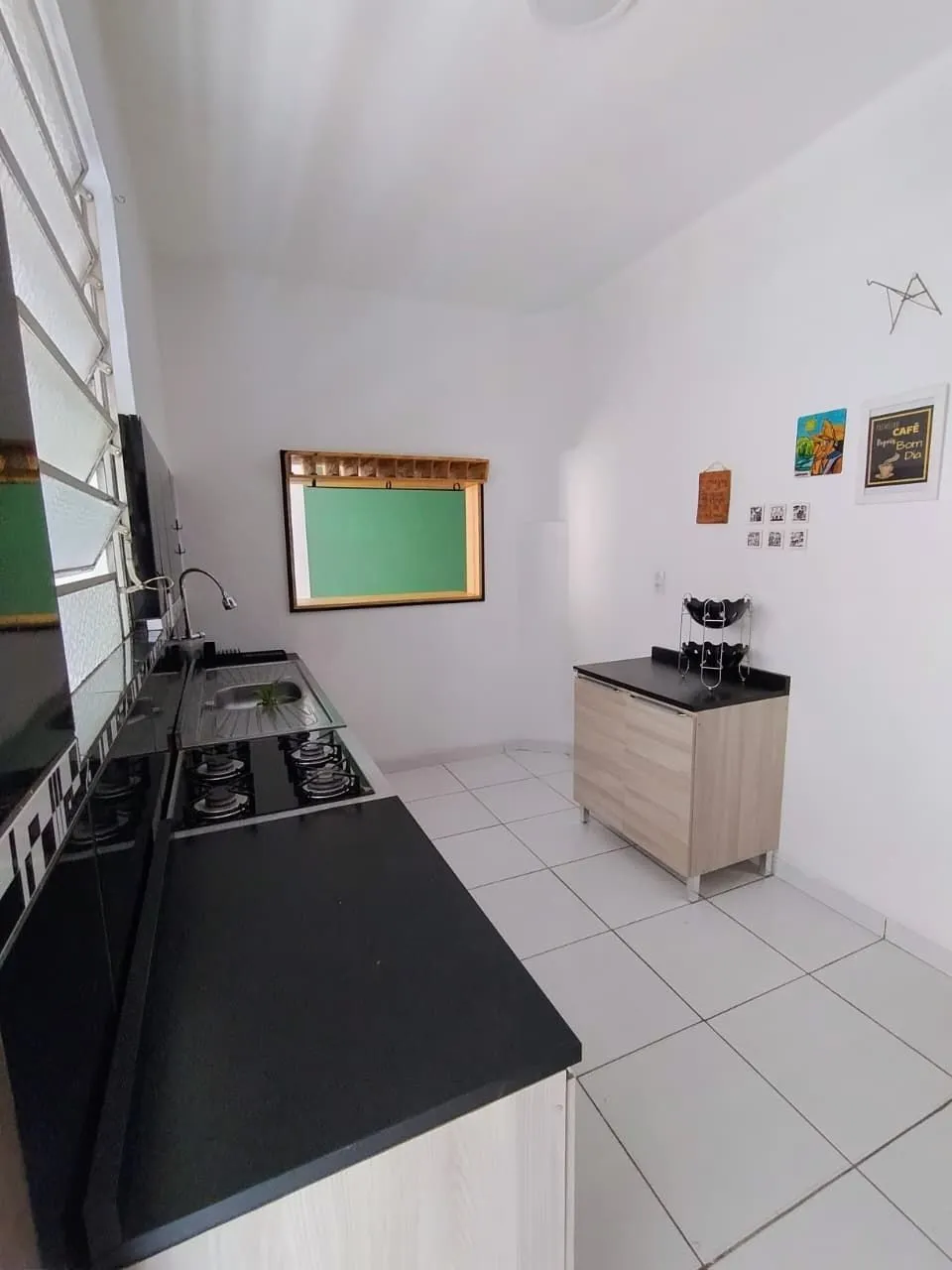 Imagem Ótimo apartamento desocupado de frente para a Redenção- Cidade Baixa