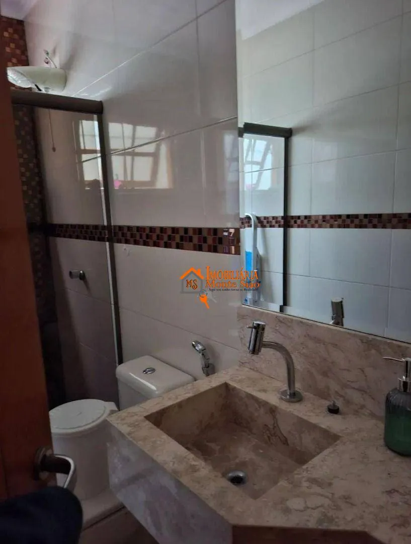 Imagem Sobrado com 3 dormitórios à venda, 210 m² por R$ 795.000,00 - Jardim Adriana - Guarulhos/SP