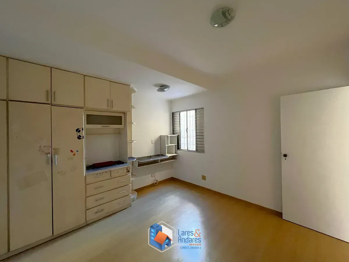 Imagem Sobrado para venda em Vila Vera com 3 quartos, sendo 1 suíte, 250m²