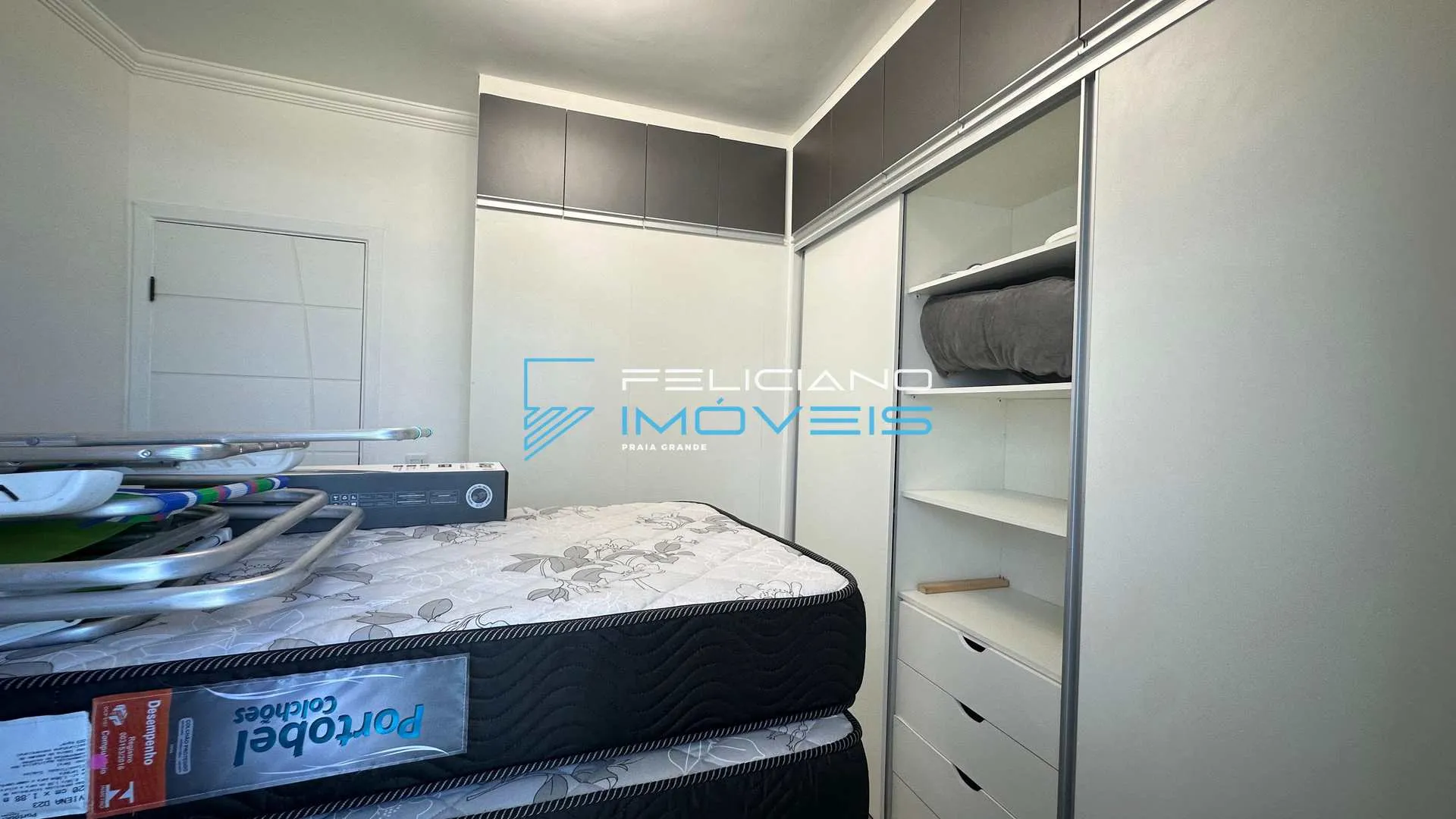 Imagem Apartamento com 2 quartos, Balneário Maracanã, Praia Grande - R$ 450 mil, Cod: 7200