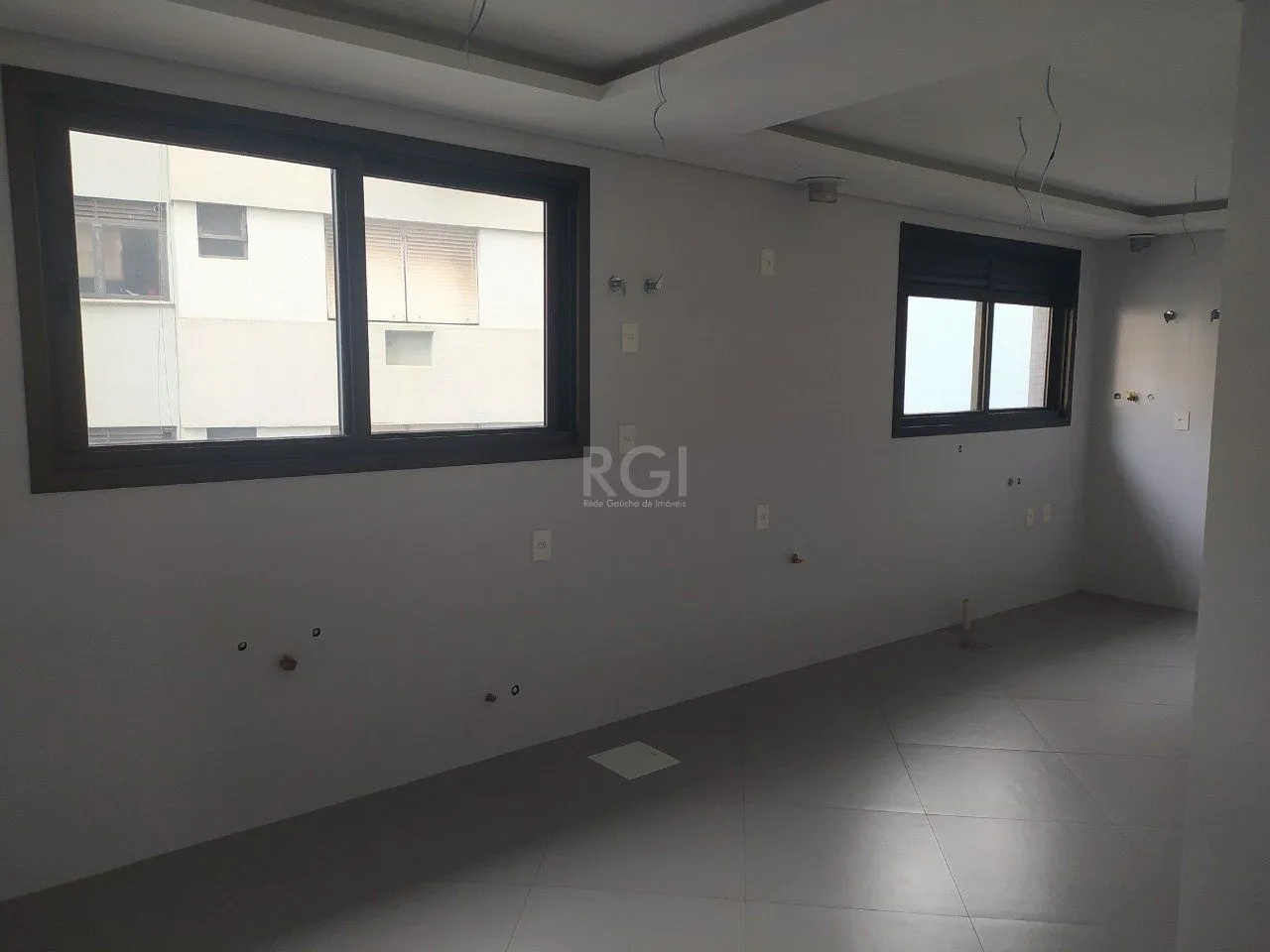 Imagem Apartamento para Venda - 123.71m², 3 dormitórios, sendo 1 suites, 2 vagas - Petrópolis