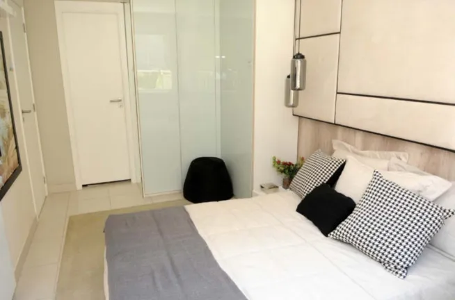Imagem Apartamento com 3 Quartos à Venda, 50 m² em Anil - Rio De Janeiro