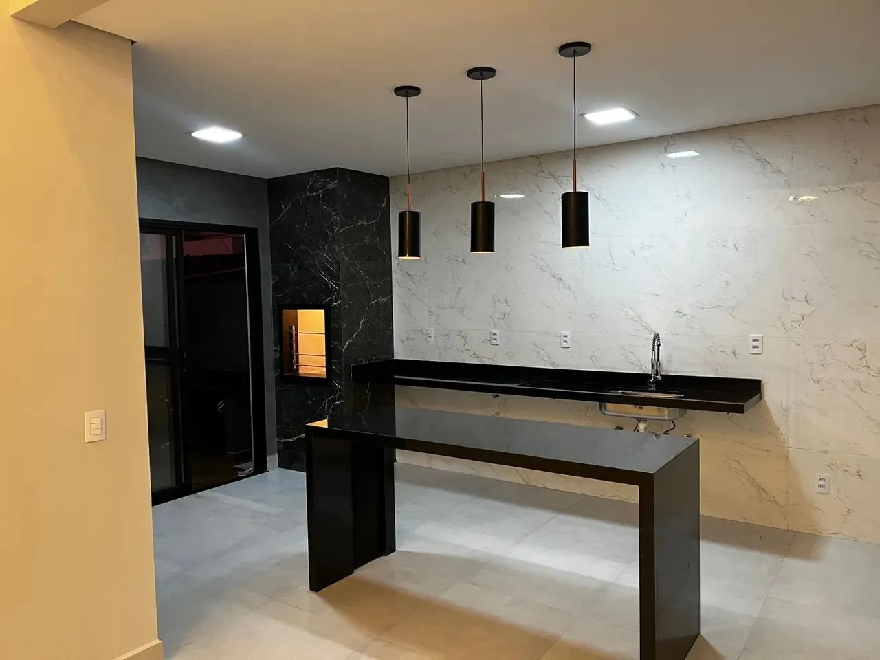 Imagem Imperdível oportunidade: Casa em condomínio à venda em Sorocaba-SP, Jardim Novo Horizonte! 3 quartos, 1 suíte, 1 sala, 1 banheiro, 2 vagas, 200m².