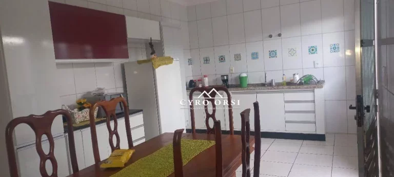 Imagem Casa com 3 dormitórios à venda, 200 m² por R$ 550.000,00 - Parque São Matheus - Piracicaba/SP
