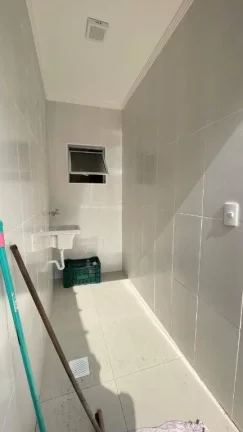 Imagem Sobrado com 2 dormitórios à venda, 79 m² por R$ 655.000,00 - Tupi - Praia Grande/SP