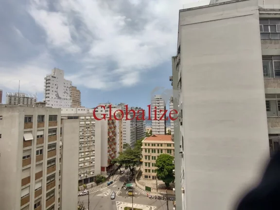 Foto do imóvel Apartamento de 2 dormitórios com dependência de empregada sem garagem no Gonzaga em Santos(SP) por R$.650.000,00