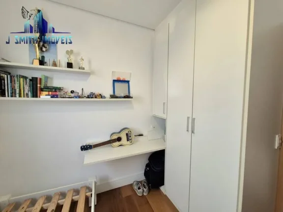 Imagem Casa ISOLADA, em condomínio fechado. 3 dormitórios, sendo 1 suíte. 2 vagas