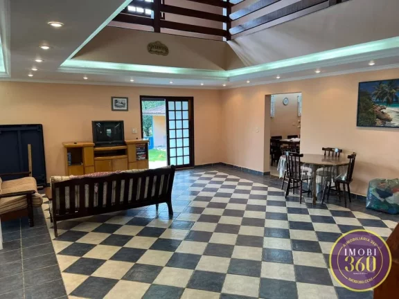 Imagem Oportunidade Única: Linda Chácara de 2.000m² à Venda