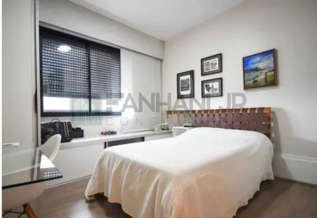 Imagem Luxuoso apartamento de 4 quartos com 2 suítes e 6 vagas de garagem em Higienópolis, São Paulo-SP: 675m² de pura elegância.