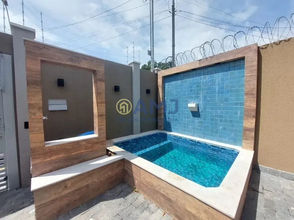 Imagem Casa com 3 dormitórios à venda, 150 m² por R$ 730.000,00 - Setor Faiçalville - Goiânia/GO