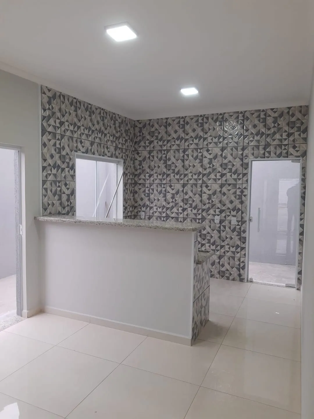 Imagem Casa à venda 2 Quartos, 1 Suite, 2 Vagas, 125M², Residencial e Comercial Portal dos Eucaliptos, Pindamonhangaba - SP