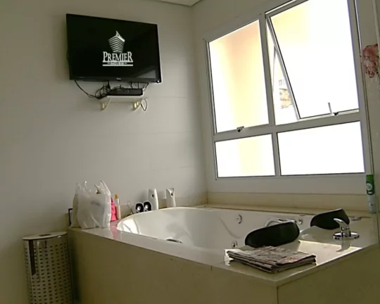 Imagem CASA NO CONDOMÍNIO TERRAS DE SÃO CARLOS (4 SUÍTES) COM CLOSET E SACADA EM JUNDIAÍ SP