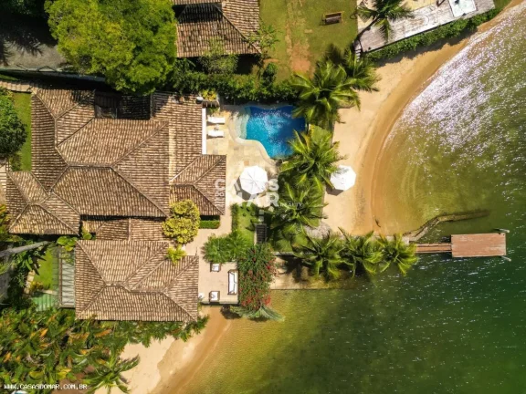 Imagem Casa em Condomínio para Temporada em Angra dos Reis / RJ no bairro Itanema