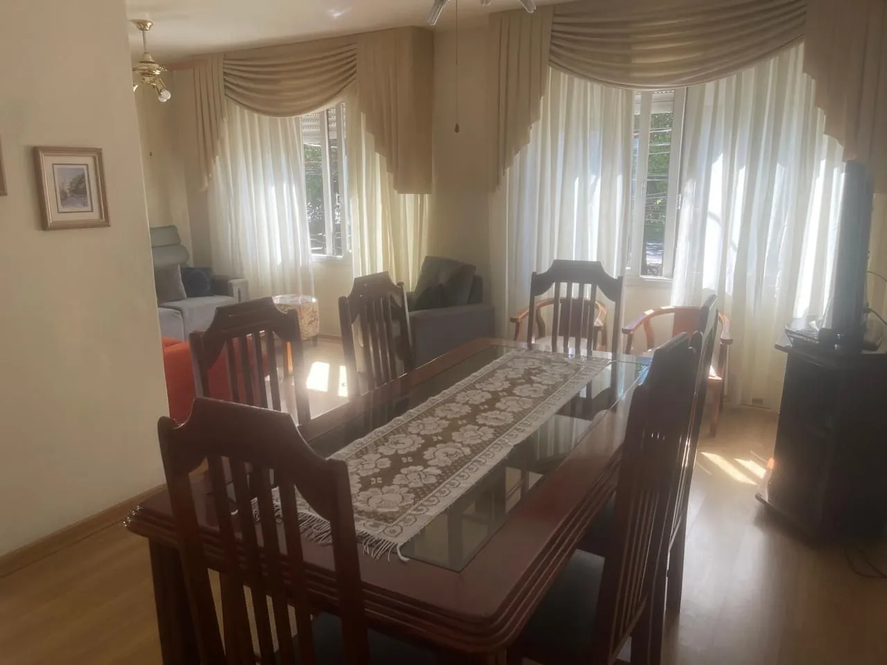 Imagem Apartamento de 3 quartos e 1 vaga garagem no bairro Rio Branco em Porto Alegre