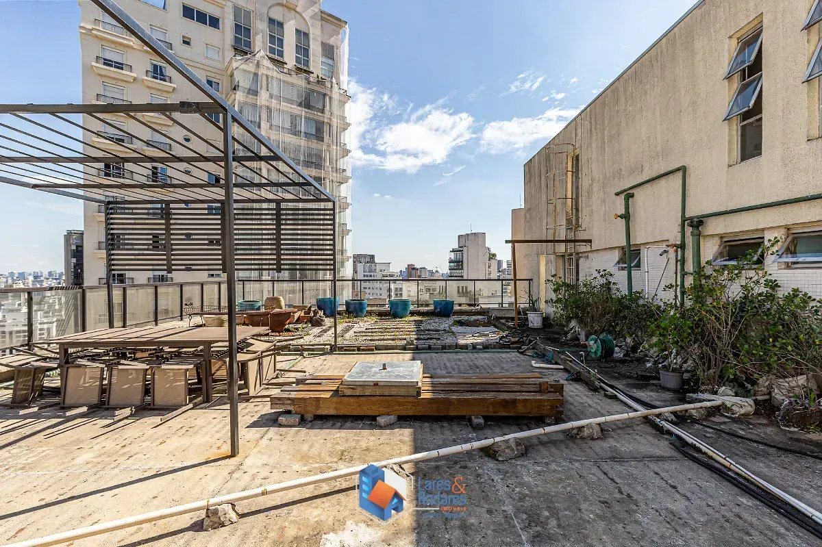 Imagem Cobertura para venda em Jardim Paulista com 3 quartos, sendo 1 suíte, 277m²