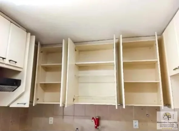 Imagem Apartamento para Venda em Goiânia, SETOR BELA VISTA, 4 dormitórios, 1 suíte, 2 banheiros, 2 vagas