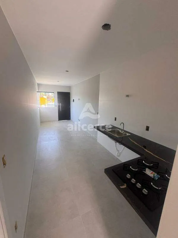 Imagem Linda Casa Geminada prontinha, com Acabamento Impecável! na Nova Palhoça