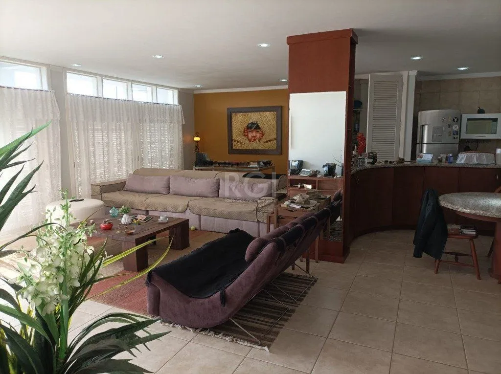 Imagem Casa para Venda 3 dormitórios 2 vagas - Capão Novo