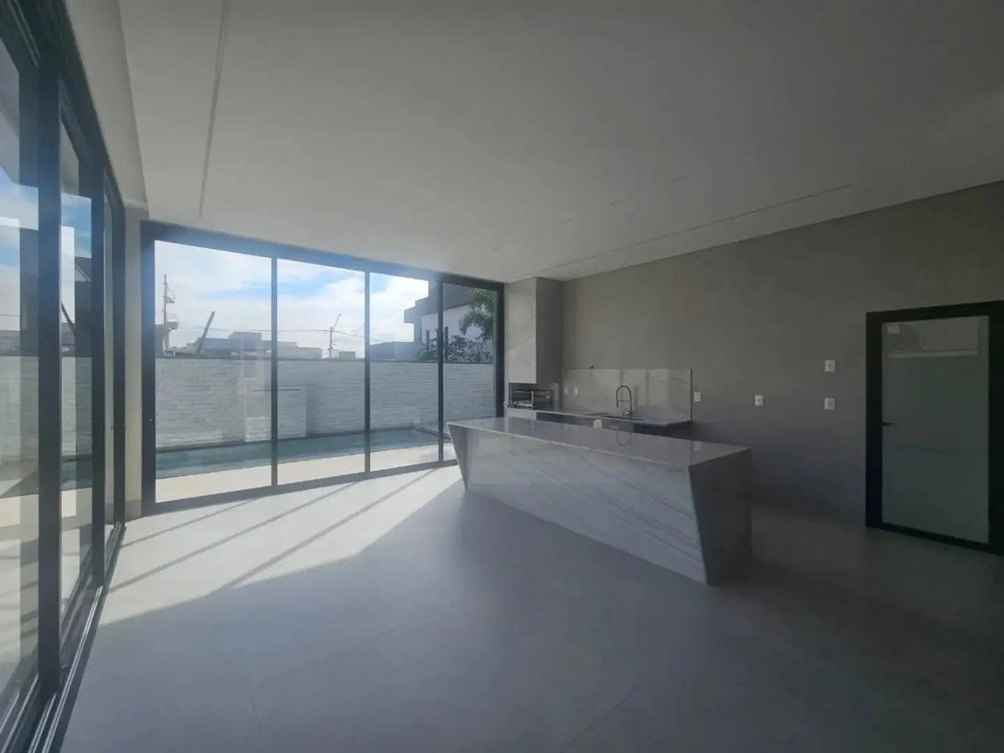 Imagem Sobrado 4 Suites 238 M/2 De Area Const No Parqville Jacaranda