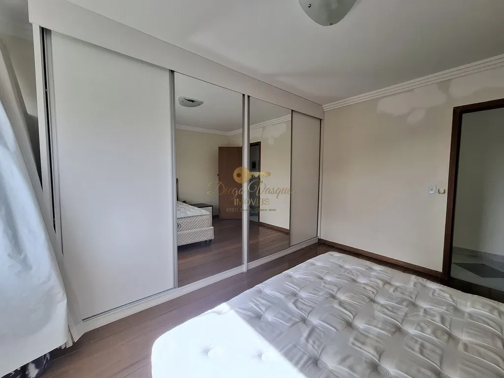 Imagem Casa em Condomínio para Venda em Teresópolis / RJ no bairro Green Valley