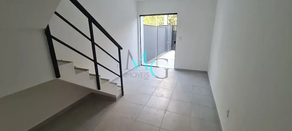 Imagem Casa com 2 dormitórios à venda, 60 m² por R$ 235.000,00 - Campo Grande - Rio de Janeiro/RJ