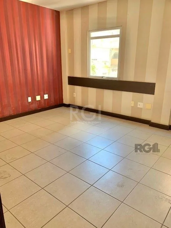 Imagem Ótimo Prédio Para comprar no Bairro Independência na Avenida Mostardeiro próximo ao Parcão