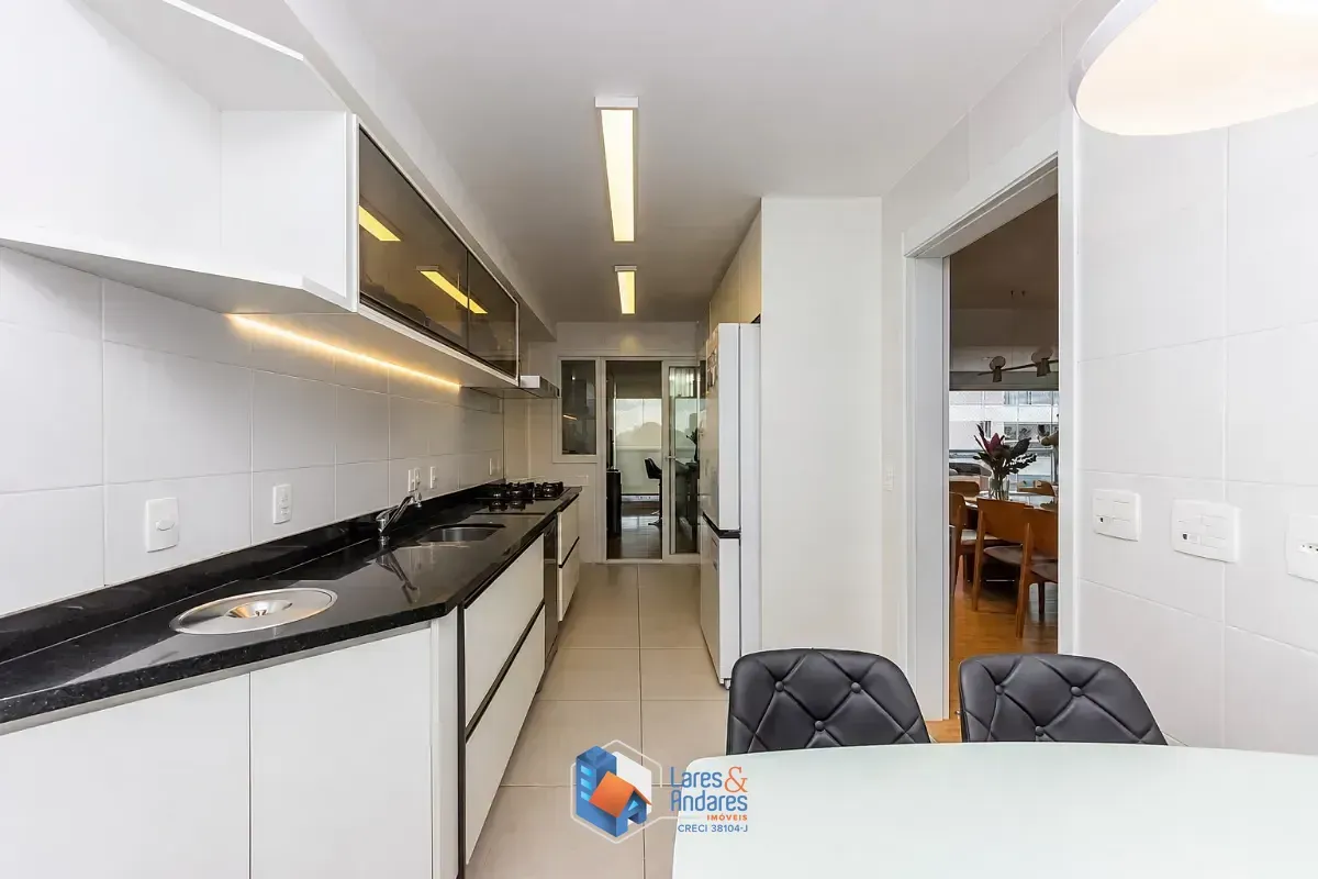Imagem Apartamento para venda em Santo Amaro com 4 quartos, sendo 3 suítes, 189m²