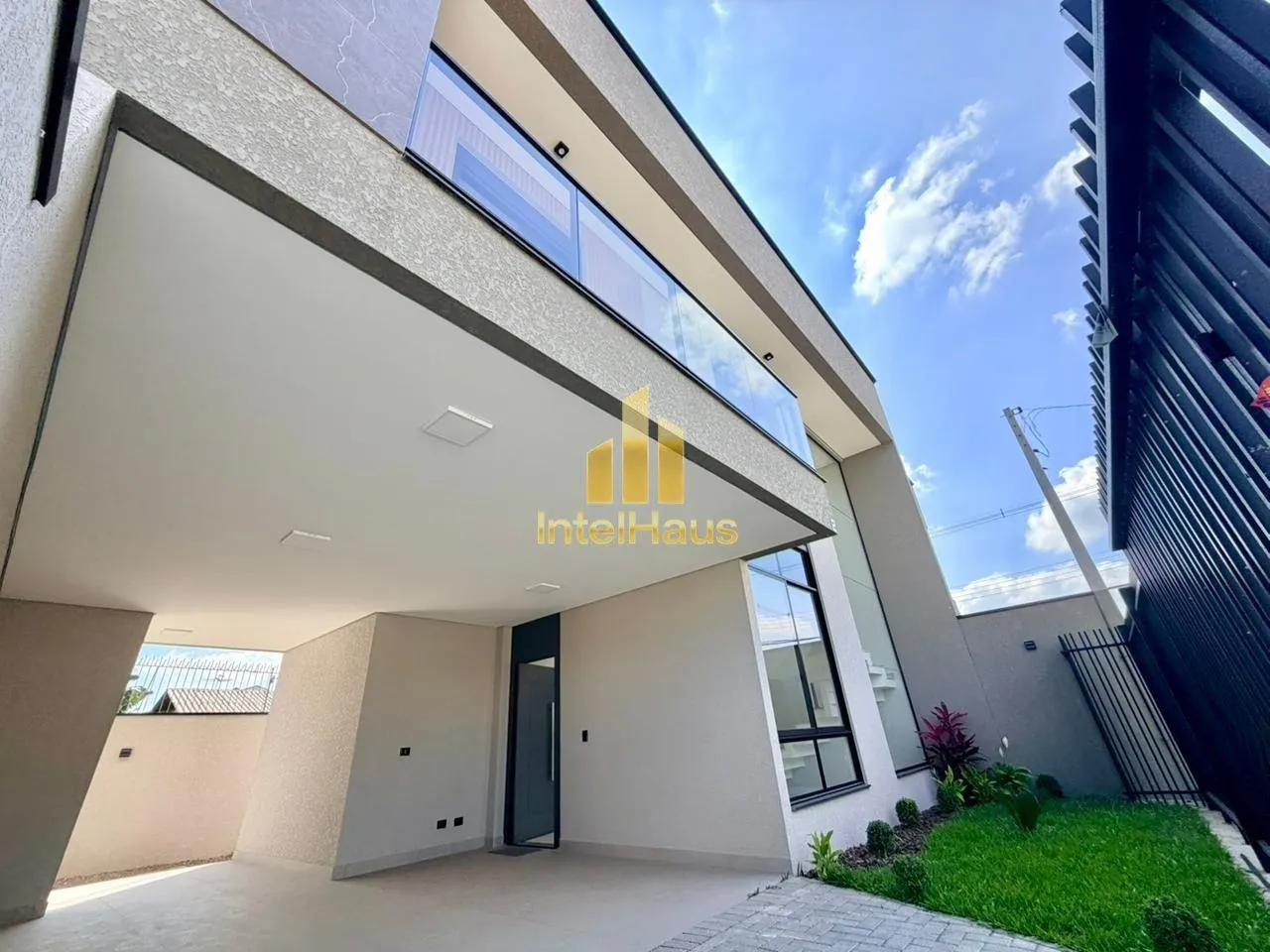 Imagem Excelente sobrado de alto padrão com 155 m² de área construída, localizado no bairro Cidade Jard...