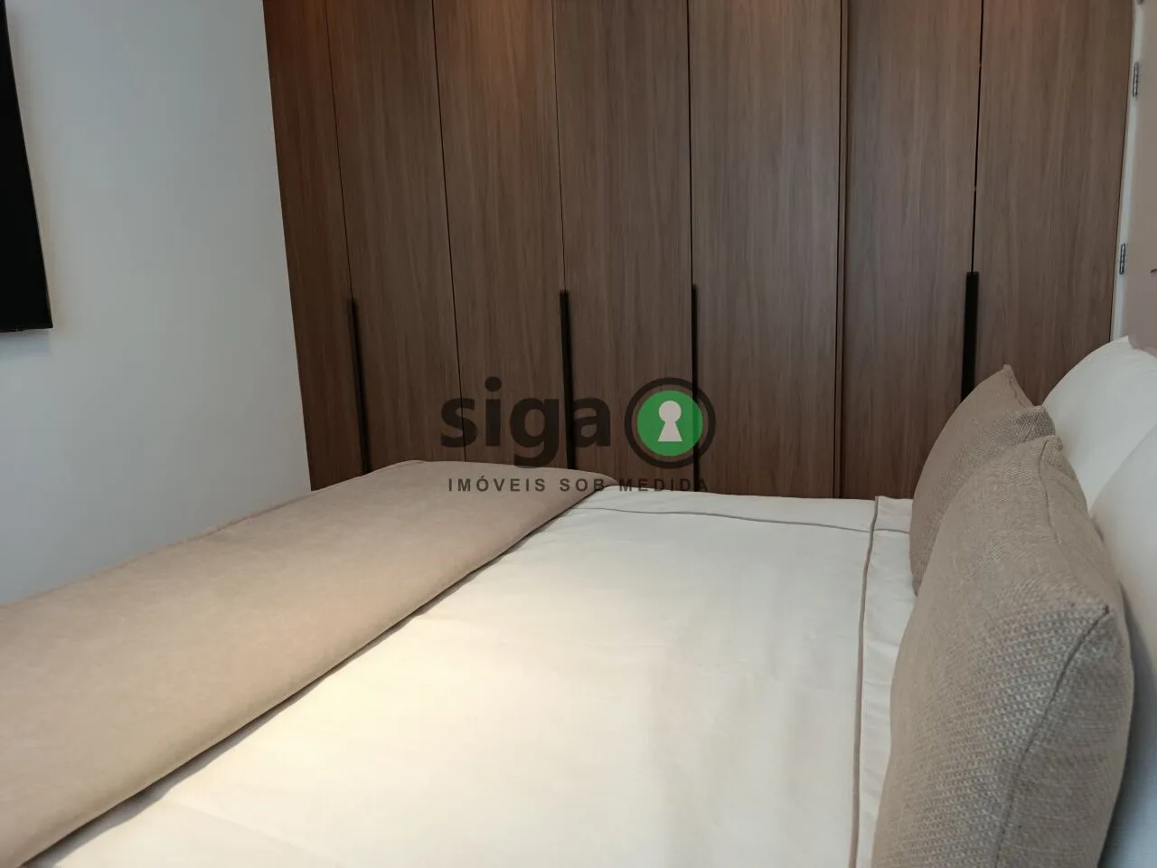 Imagem Apartamento de Alto Padrão à Venda no Itaim Bibi, Rua Macurapé, 43, 135 m², 2 Suítes, 2 Vagas