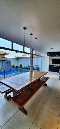 Foto do imóvel Casa de Condomínio com 3 Quartos à Venda, 230 m² em Rua José Marques de Oliveira, 0 - Chácaras Reunidas São Jorge, Sorocaba - SP